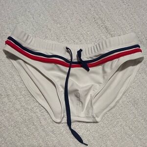 Men’s swimwear
